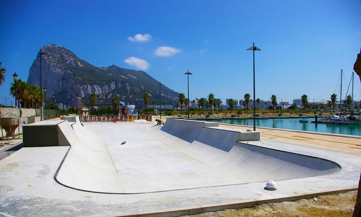 La Línea de la Concepción skatepark